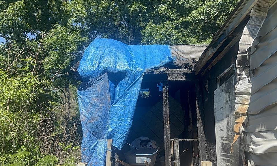 1st image of 125 Steele Dr