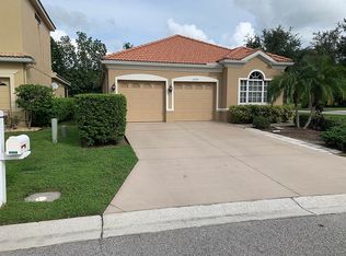 6235 Skyward Ct, Bradenton, FL 34203