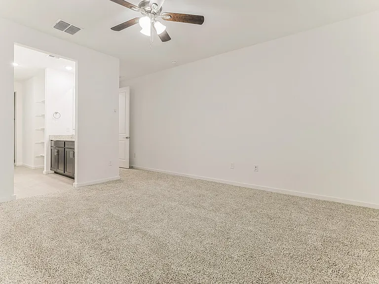 4576 W Hannah St — Photo 8