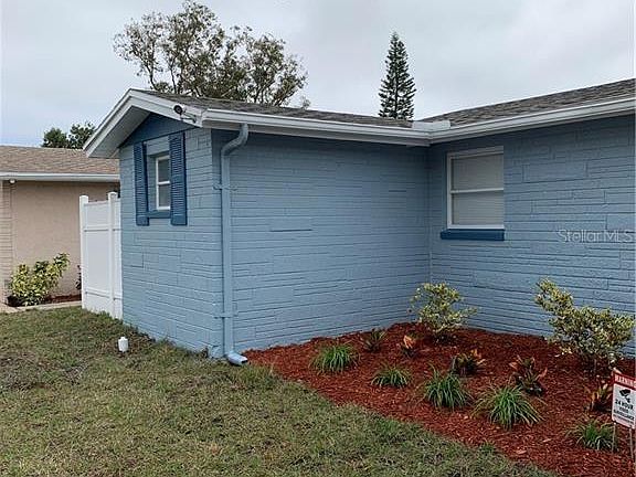 3rd image of 3424 Truman Dr