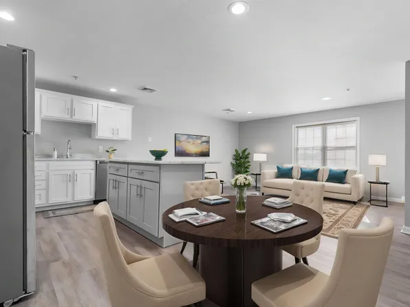 49 Main Street #D, Buzzards Bay, MA 02532