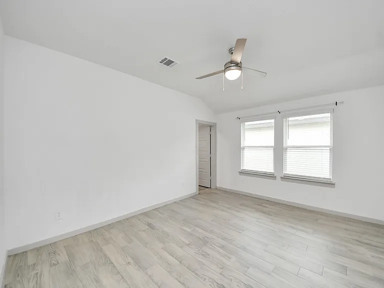 7923 Cattleman Valley Dr — Photo 18