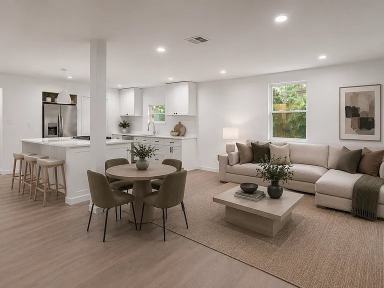 107 W Virginia Ave — Photo 4