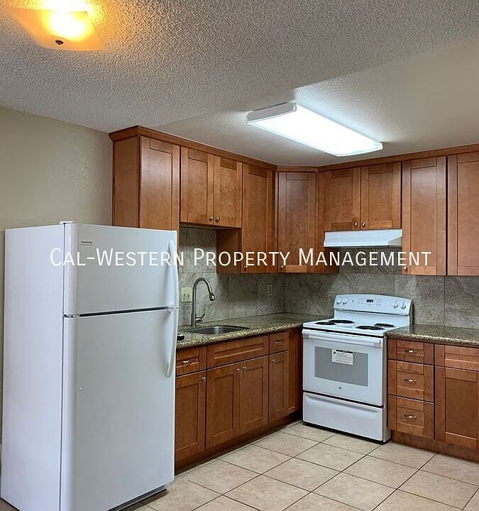 1st image of 1654 Ontario Dr APT 2