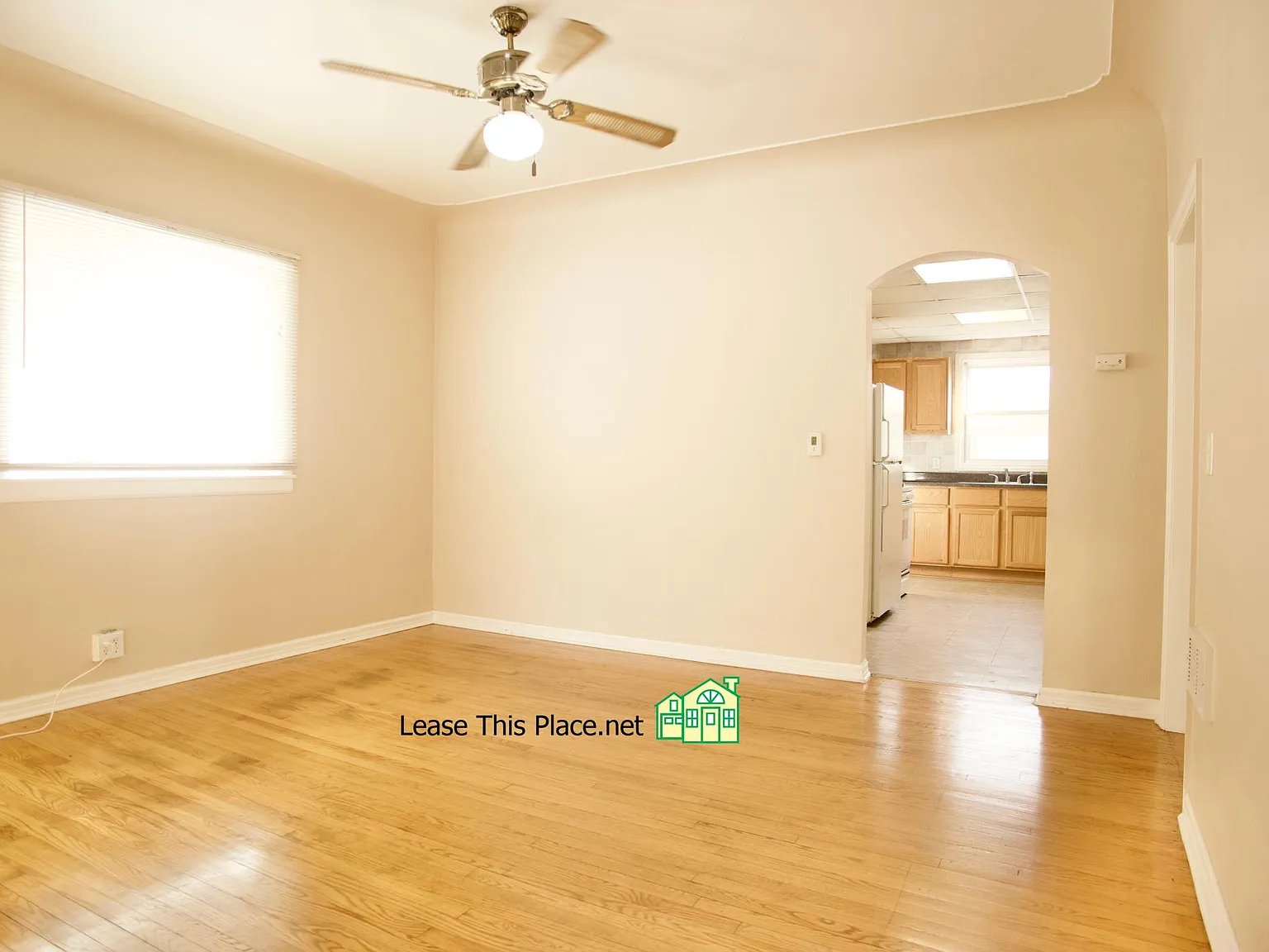 650 Fremont Ave NW — Photo 2