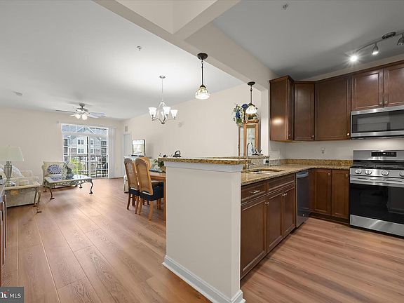 2nd image of 605 Quarry View Ct #301