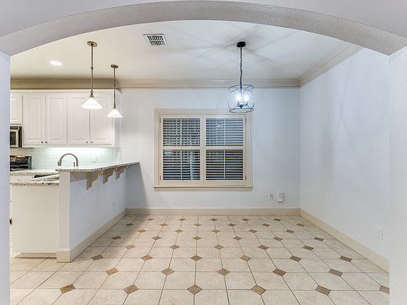 4th image of 1951 Owasso St
