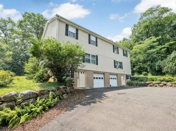 68 Greenwood Ave, Wanaque Boro, NJ 07420