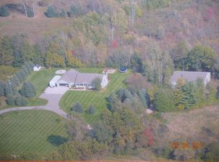 2917 5th St, Shelbyville, MI 49344