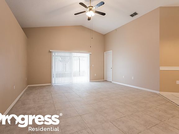 3rd image of 1010 Malletwood Dr
