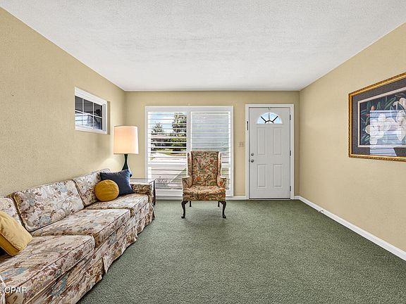 4th image of 2501 Rollins Ave