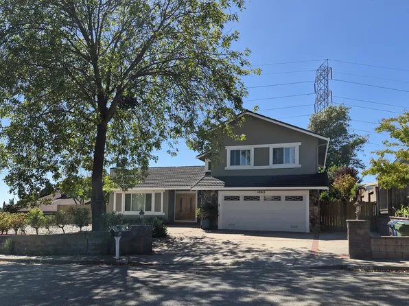 18815 W Cavendish Dr, Castro Valley, CA 94552
