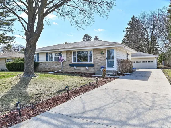 6383 West Darnel AVENUE, Brown Deer, WI 53223