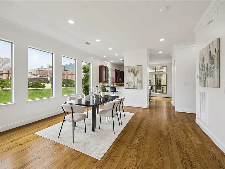 6832 Staffordshire Blvd — Photo 10