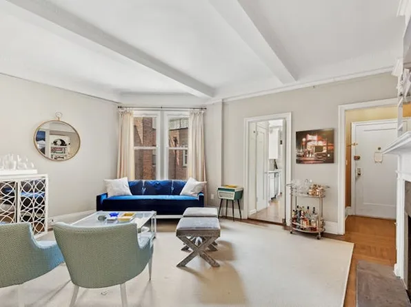 111 E 75th St APT 9A