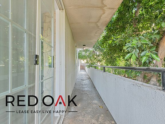 3rd image of 4320 S Centinela Ave APT 103