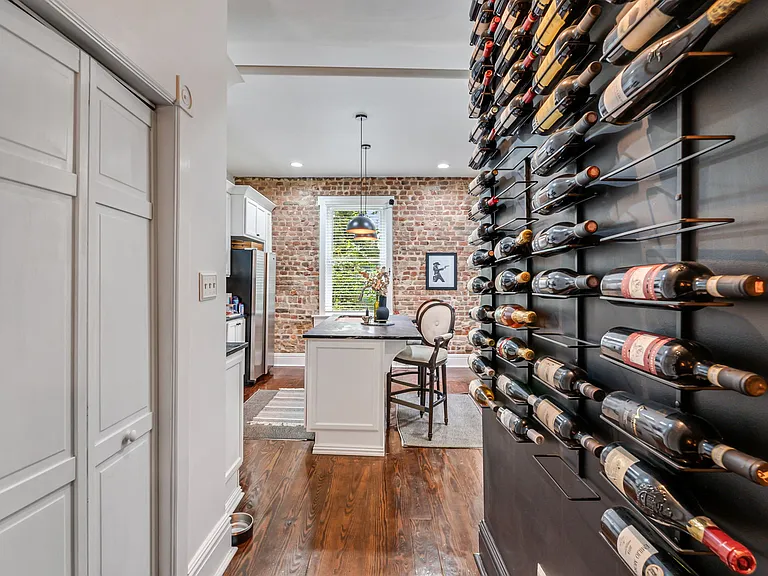 2915 E Marshall St — Photo 12