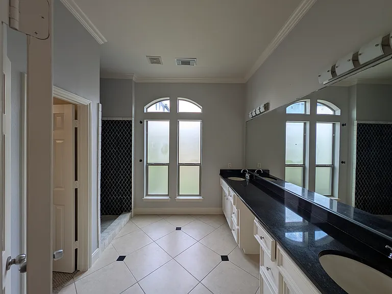 Main bathroom