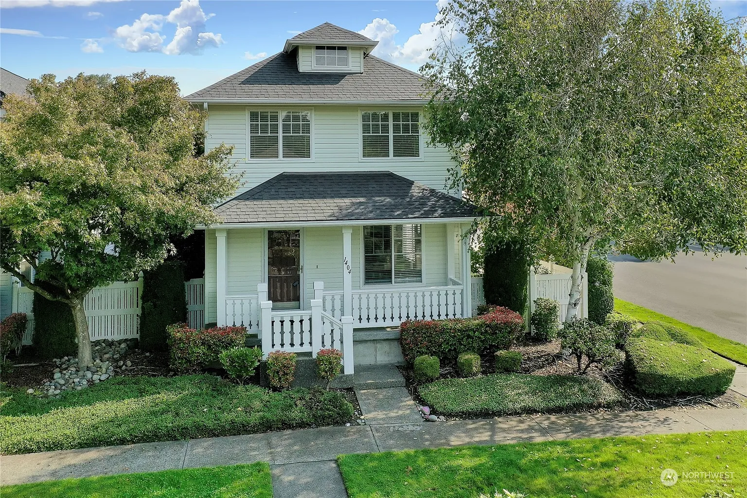 1404 Rooklidge Street photo 1