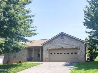 127 Capital Cir, Oak Ridge, TN 37830