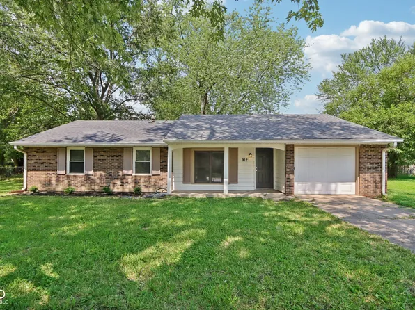 912 Beaufain Ct, Indianapolis, IN 46217