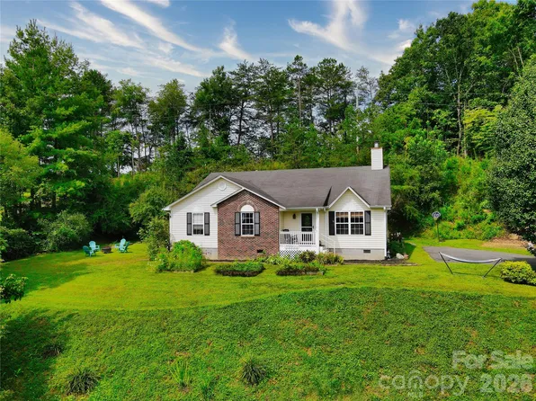 1798 New Stock Rd, Weaverville, NC 28787