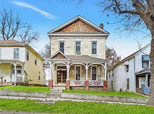 212 Ottawa St, Leavenworth, KS 66048