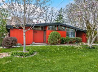 306 Chesterfield Ave, Glen Ellyn, IL 60137