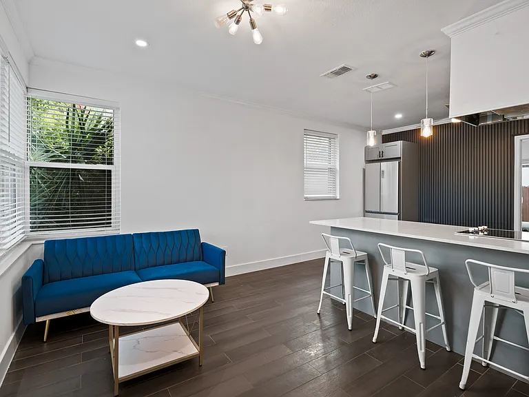 2608 W Swann Ave — Photo 7