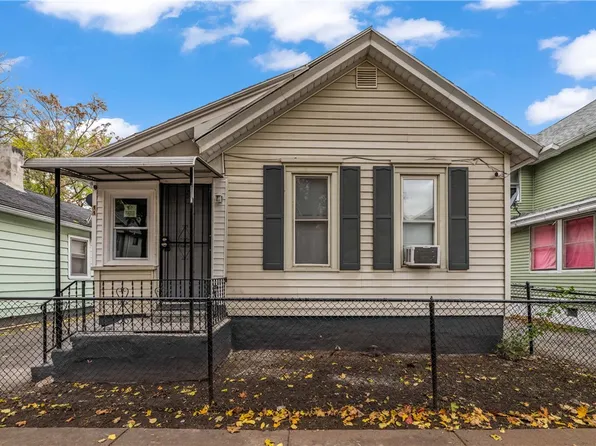 111 Parkway, Rochester, NY 14608