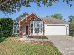 9903 Peppermint Ln #167, Charlotte, NC 28215