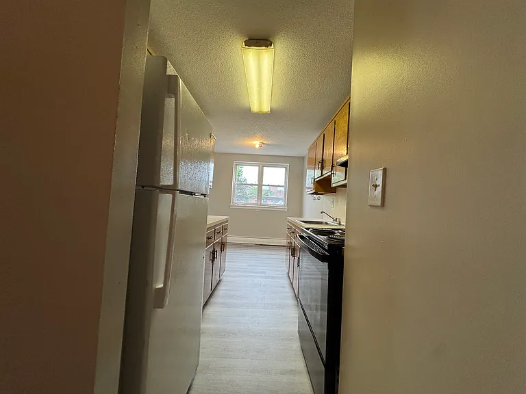 256D2 S Marshall St #D2 — Photo 6