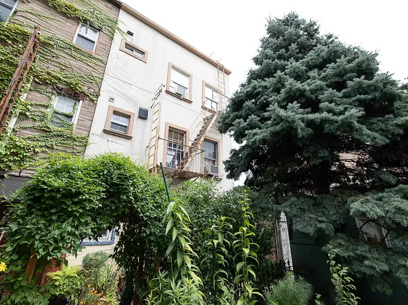 146 North 7th Street image 3 of 10