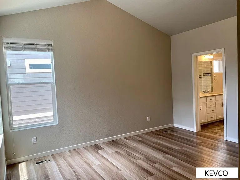 2950 Sykes Dr — Photo 11