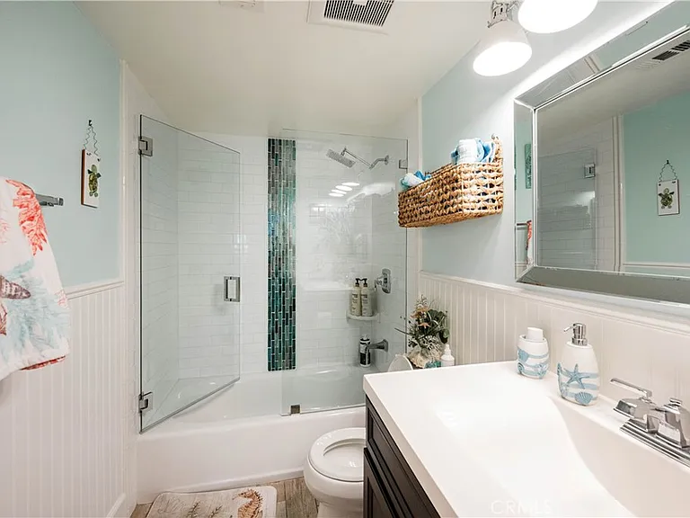 68 Corniche Dr #B — Photo 26