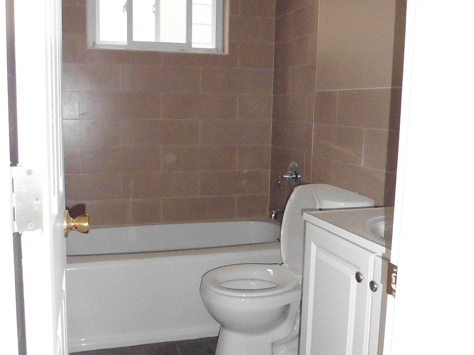 1st image of 322 Graham Ave