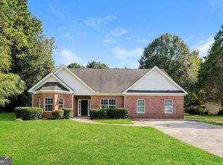 4617 River Rd, Ellenwood, GA 30294