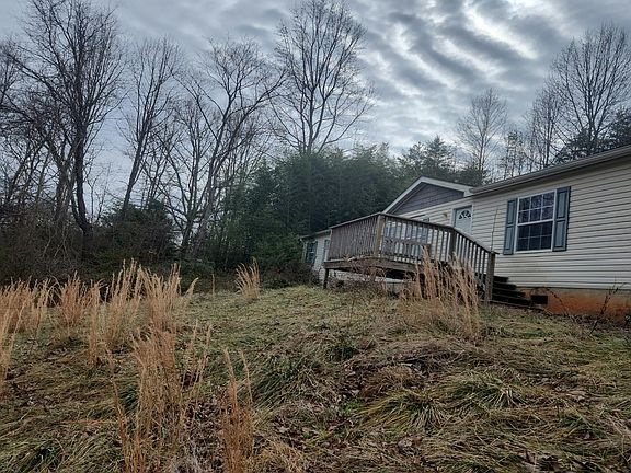 2nd image of 6254 E Meadow Trl