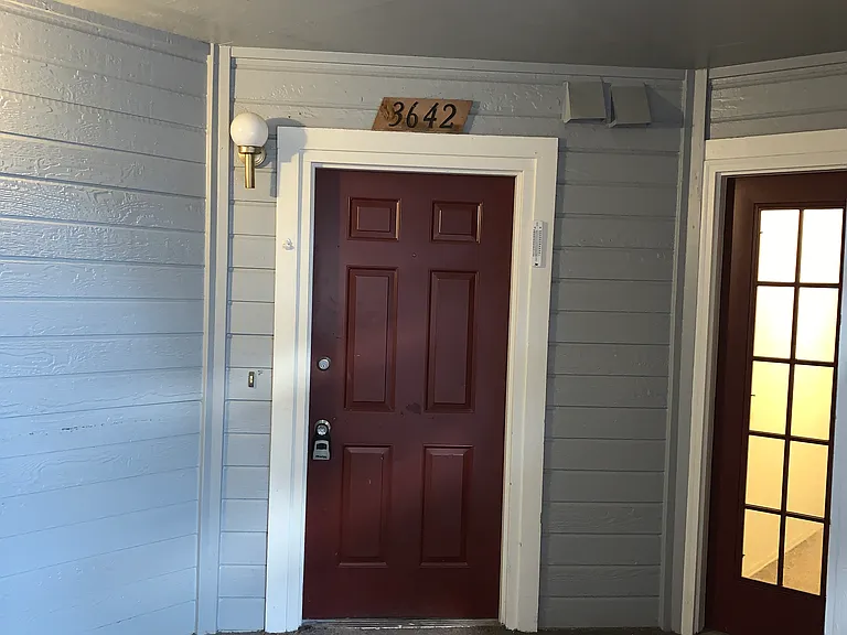 3642 Iguana Dr — Photo 2