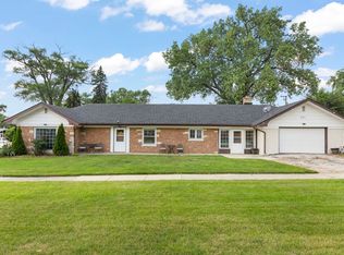331 N Maple Ave, Wood Dale, IL 60191