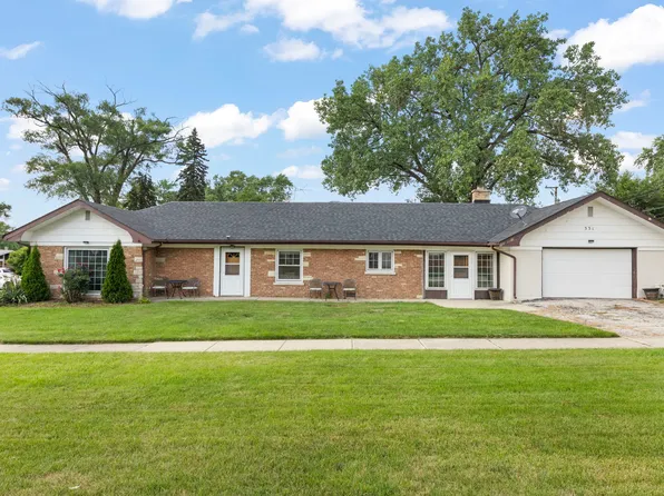 331 N Maple Ave, Wood Dale, IL 60191