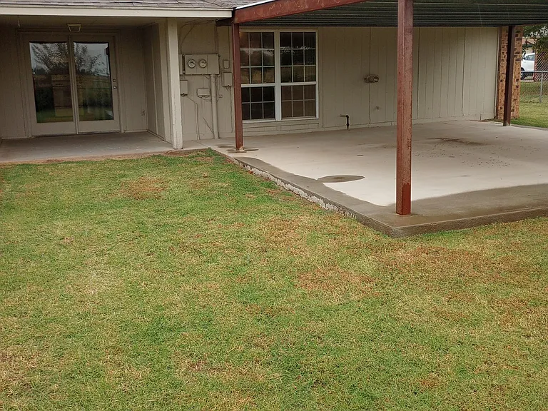 8312 NW 7th St — Photo 1