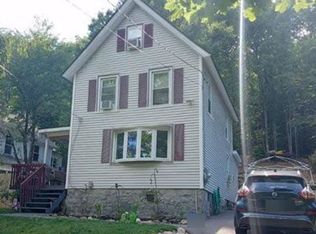 95 Hubbard St, Winsted, CT 06098