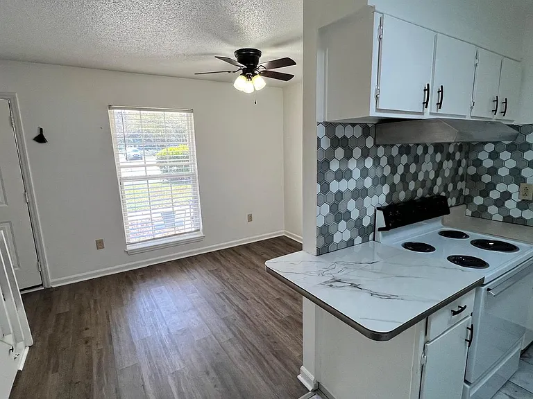 2494 Etiwan Ave #A2 — Photo 12