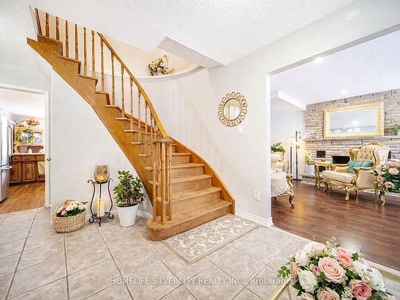 4th image of 19771 Mountainview Rd