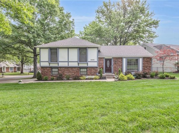 10001 Monrovia St, Lenexa, KS 66215