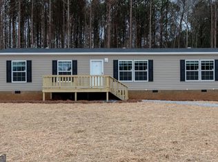 4022 Starrs Bridge Rd, Canon, GA 30520