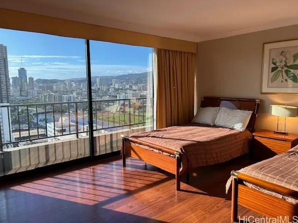 440 Olohana St APT 2107, Honolulu, HI 96815