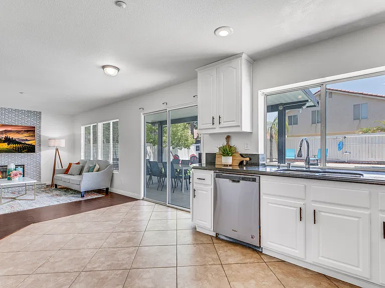 7642 Northrop Dr — Photo 37