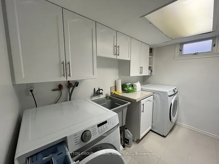 81 Searle Ave — Photo 34